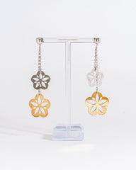 Orecchini pendenti fiore - Oro e argento