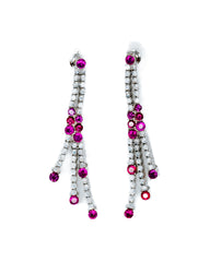 Orecchini pendenti con preziosi punti luce rosa