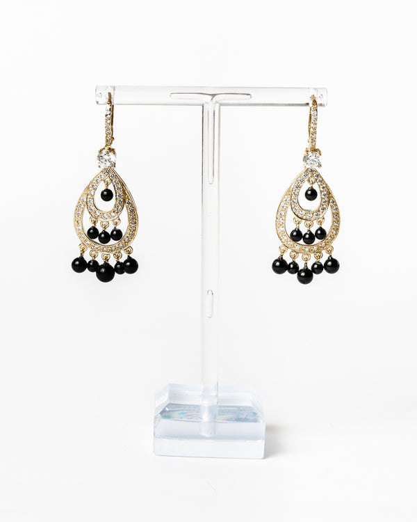 Orecchini pendenti chandelier con perline nere - Oro